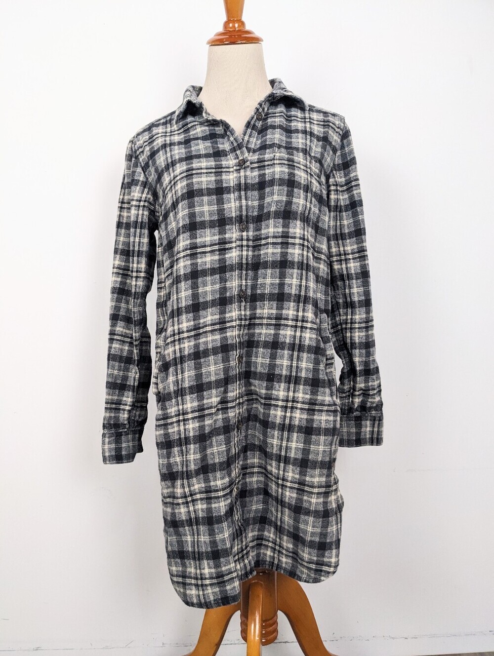 Roots Women's Black and Grey Long Sleeve Flannel Tunic Length Pockets Small